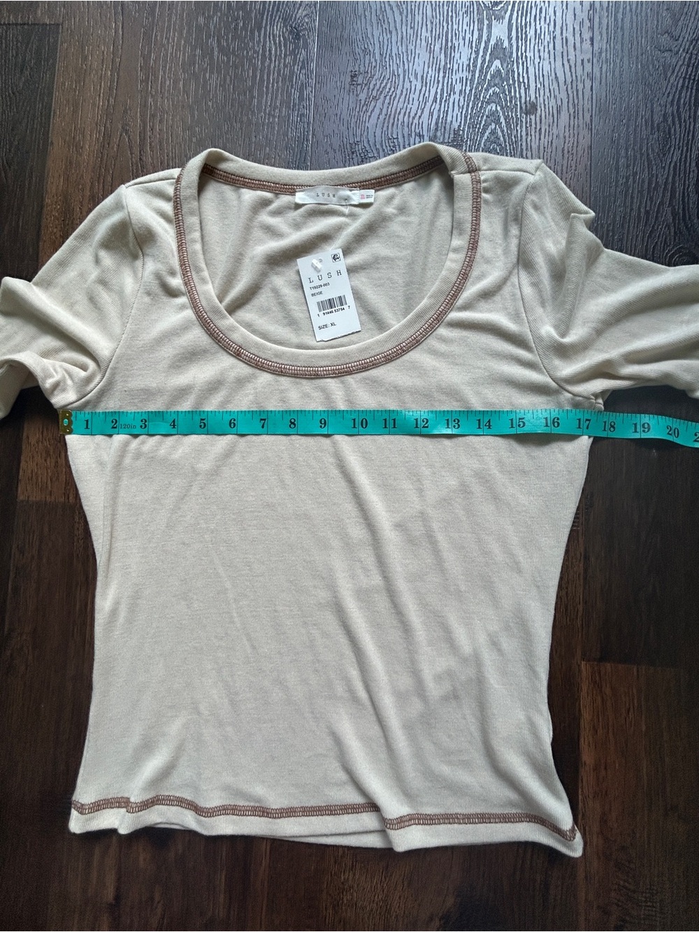 Lush XL Beige Scoop Neck Long Sleeve Knit Top Contrast Stitch NWT - Picture 6 of 7